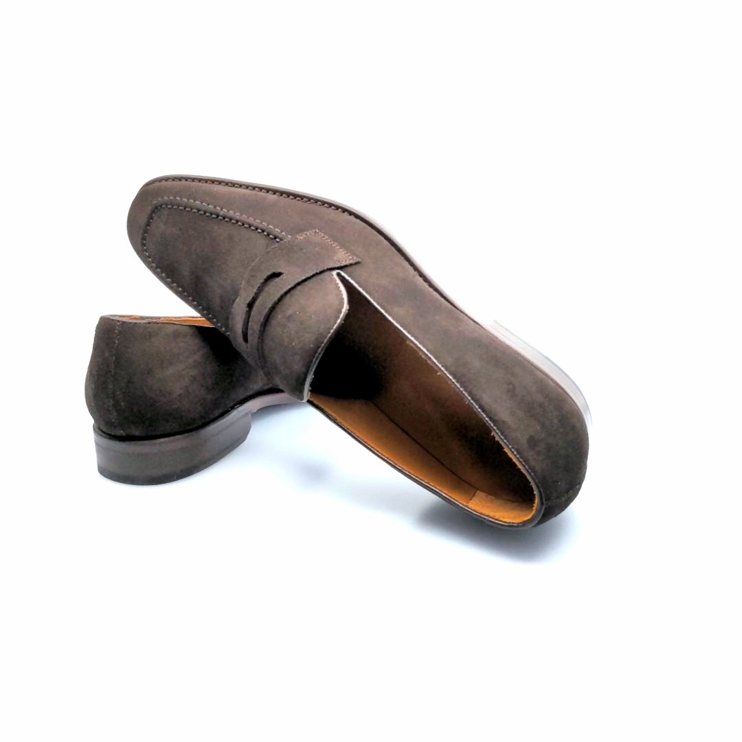brown suede loafer Rubber toe sole with extra grip