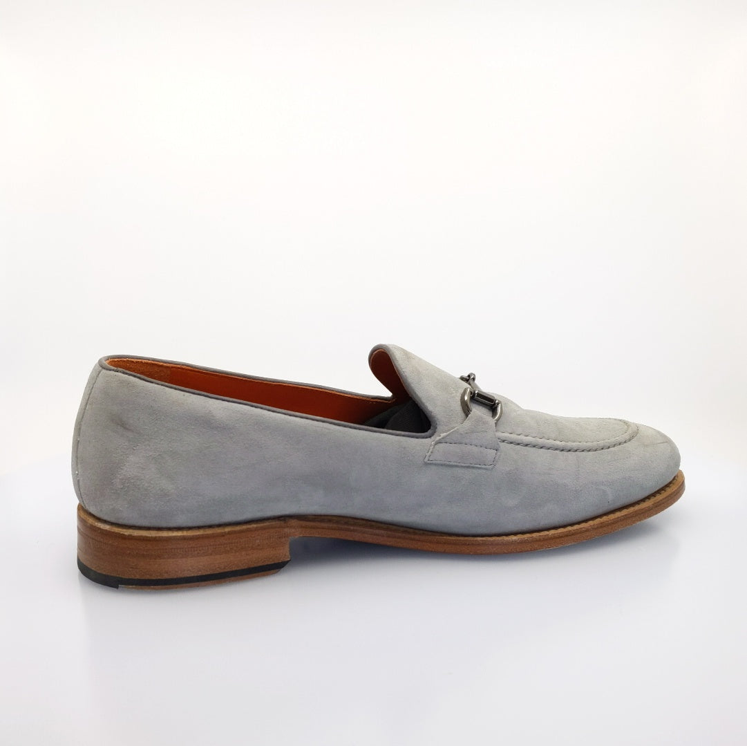 white loafer shoes for the comfortable in wear
